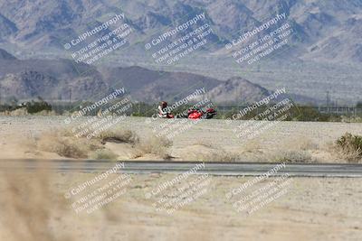 media/Dec-01-2025-Moto Forza (Mon) [[2daa91e15f]]/2-Intermediate Group/Session 3 (Turn 7 Inside Pans)/